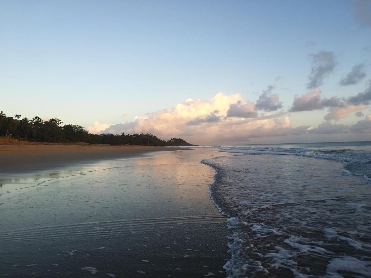 The Shores Holiday Apartments Mackay Bagian luar foto