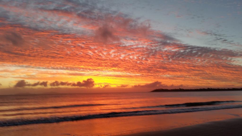 The Shores Holiday Apartments Mackay Bagian luar foto