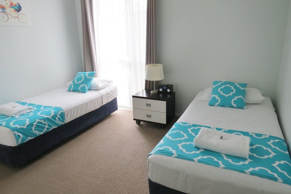 The Shores Holiday Apartments Mackay Bagian luar foto