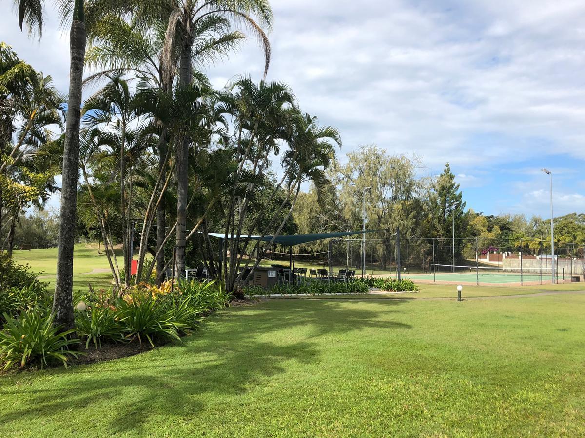 The Shores Holiday Apartments Mackay Bagian luar foto