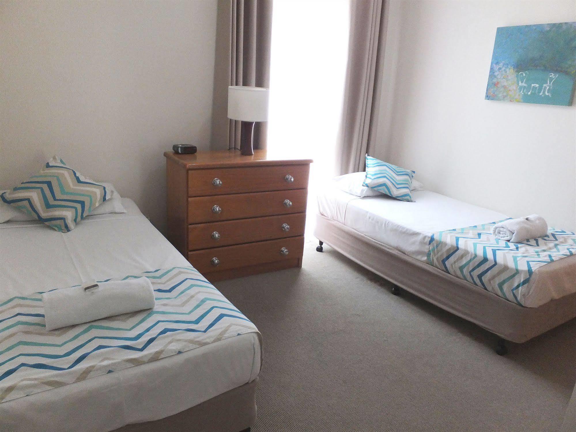 The Shores Holiday Apartments Mackay Bagian luar foto