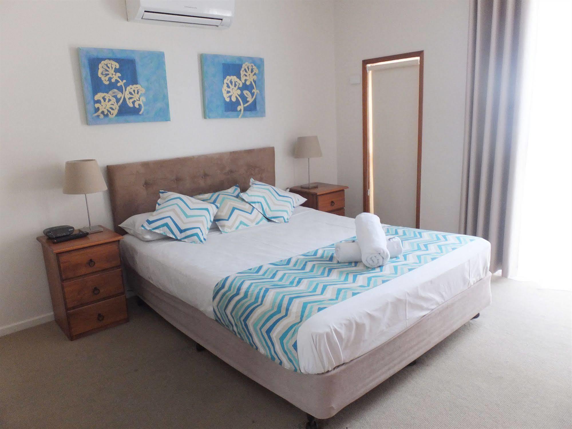 The Shores Holiday Apartments Mackay Bagian luar foto