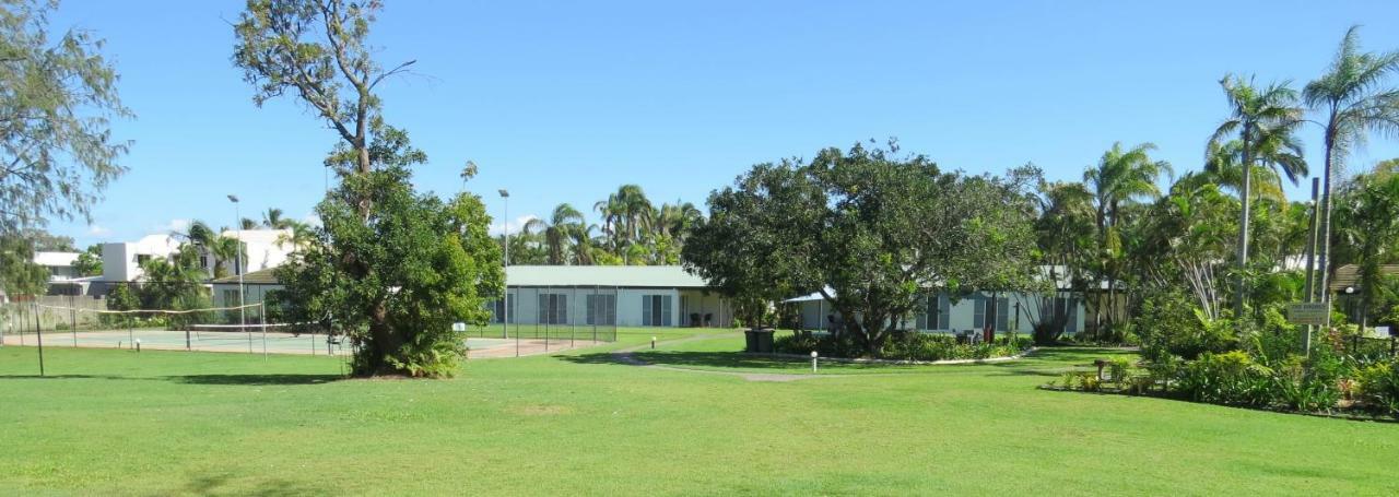 The Shores Holiday Apartments Mackay Bagian luar foto