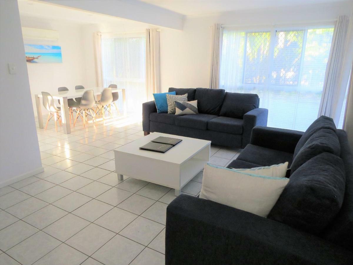 The Shores Holiday Apartments Mackay Bagian luar foto