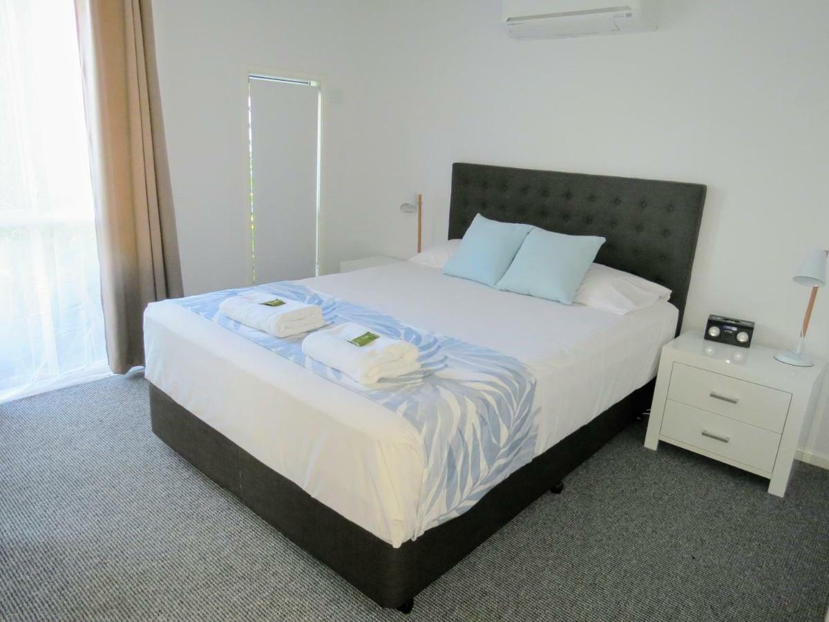 The Shores Holiday Apartments Mackay Bagian luar foto